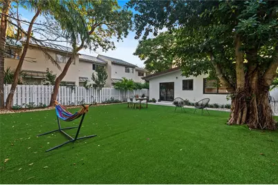 2917 Center St #-, Miami, FL 33133 - Photo 25