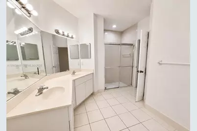 12572 Shoreline Dr #107, Wellington, FL 33414 - Photo 7