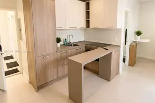 245 NE 33rd St, Miami, FL 33137 - Photo 5