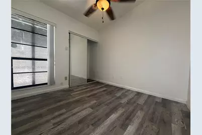 1172 NW 122nd Ter, Pembroke Pines, FL 33026 - Photo 9