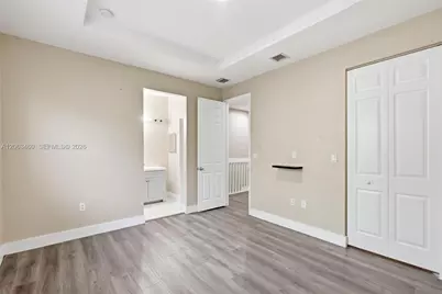 2247 NE 42nd Ave, Homestead, FL 33033 - Photo 25