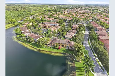 2247 NE 42nd Ave, Homestead, FL 33033 - Photo 23