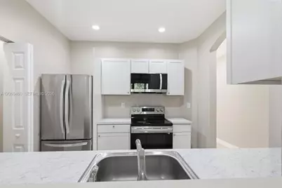 2247 NE 42nd Ave, Homestead, FL 33033 - Photo 5