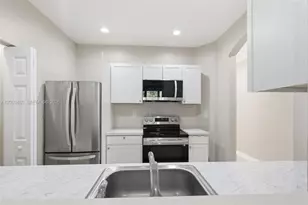 2247 NE 42nd Ave, Homestead, FL 33033 - Photo 5