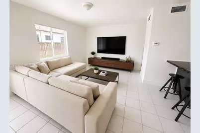 3247 SW 92nd Ave #3247, Miami, FL 33165 - Photo 1