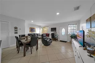11021 SW 4th St, Sweetwater, FL 33174 - Photo 35