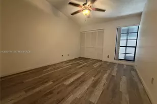 1172 NW 122nd Terrace, Pembroke Pines, FL 33026 - Photo 9