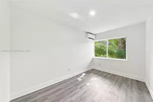 925 NW 69th St, Miami, FL 33150 - Photo 21