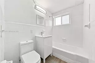 925 NW 69th St, Miami, FL 33150 - Photo 25