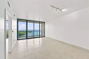 601 NE 36th St, Miami, FL 33137 - Photo 15