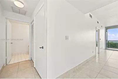 601 NE 36th St #2308, Miami, FL 33137 - Photo 13