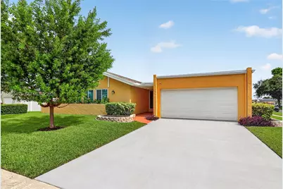 725 NW 49th Ave, Coconut Creek, FL 33063 - Photo 3