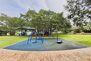 725 NW 49th Ave, Coconut Creek, FL 33063 - Photo 37