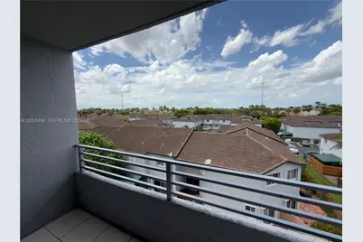 8231 NW 8th St #2-504, Miami, FL 33126 - Photo 11