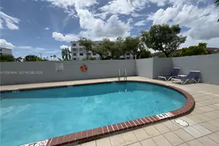 8231 NW 8th St, Miami, FL 33126 - Photo 21