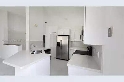 924 Falling Water Rd #924, Weston, FL 33326 - Photo 3