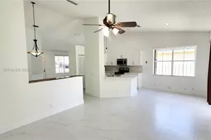 924 Falling Water Rd, Weston, FL 33326 - Photo 3