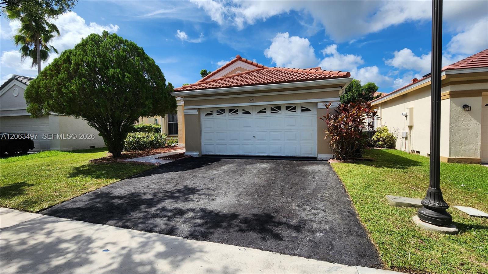 924 Falling Water Rd #924 - 924 Falling Water Rd #924, Weston, FL 33326 Luxury Property | Jose Angel Pina