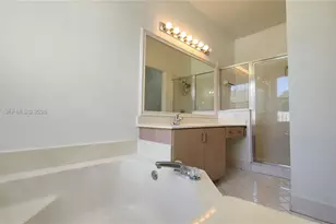 924 Falling Water Rd, Weston, FL 33326 - Photo 13