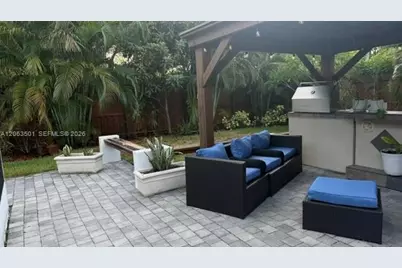 1529 Bayview Dr, Fort Lauderdale, FL 33304 - Photo 19