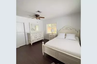 1529 Bayview Dr, Fort Lauderdale, FL 33304 - Photo 47