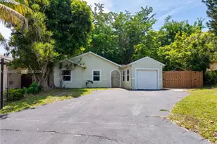 25039 SW 127th Pl, Homestead, FL 33032 - Photo 1