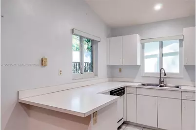 25039 SW 127th Pl, Homestead, FL 33032 - Photo 9