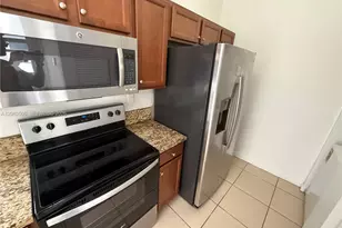 9465 SW 171st Ct, Miami, FL 33196 - Photo 5