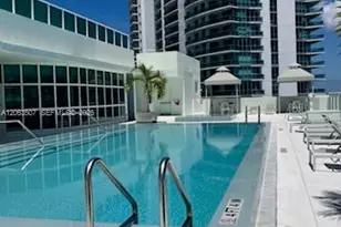 218 SE 14th St, Miami, FL 33131 - Photo 29