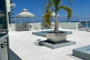 218 SE 14th St, Miami, FL 33131 - Photo 37