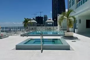 218 SE 14th St, Miami, FL 33131 - Photo 33