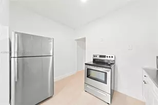 119 NE 56th St, Miami, FL 33137 - Photo 11