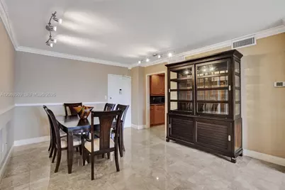500 Bayview Dr #PH20, Sunny Isles Beach, FL 33160 - Photo 9
