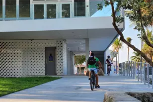 300 74th St, Miami Beach, FL 33141 - Photo 33