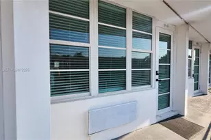 300 74th St, Miami Beach, FL 33141 - Photo 23