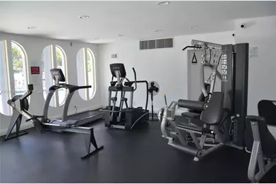 400 Diplomat Pkwy #704, Hallandale Beach, FL 33009 - Photo 27
