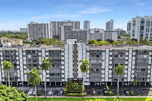 400 Diplomat Pkwy, Hallandale Beach, FL 33009 - Photo 13