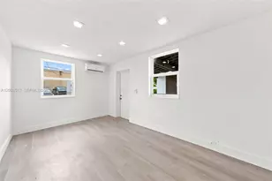 1968 NW 24th Ave, Miami, FL 33125 - Photo 7