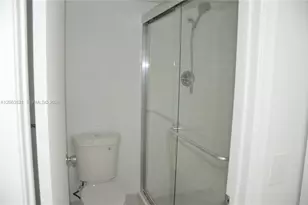 1351 SW 125th Ave, Pembroke Pines, FL 33027 - Photo 9