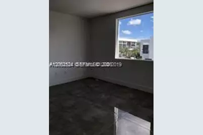 10125 NW 75 Terr, Miami, FL 33178 - Photo 3