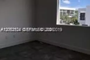 10125 NW 75th Terrace, Miami, FL 33178 - Photo 3