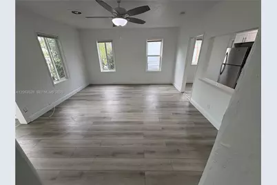 10417 NW 6th Ave #Front, Miami, FL 33150 - Photo 9
