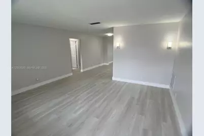 6990 NW 17th St, Margate, FL 33063 - Photo 3