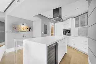 16699 Collins Ave, Sunny Isles Beach, FL 33160 - Photo 5