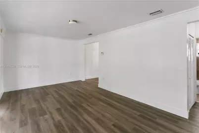 511 NE 110th Ter, Miami, FL 33161 - Photo 11