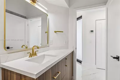 9613 NW 8th Cir, Plantation, FL 33324 - Photo 27