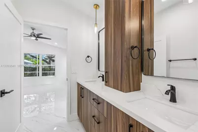 9613 NW 8th Cir, Plantation, FL 33324 - Photo 43