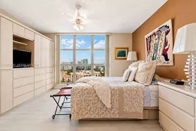 3500 Mystic Pointe Dr #2204, Aventura, FL 33180 - Photo 13