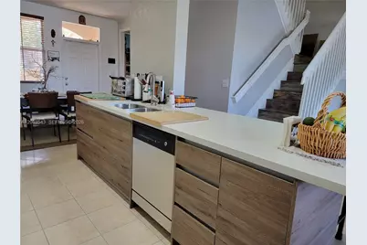 15375 SW 9th Way, Miami, FL 33194 - Photo 5