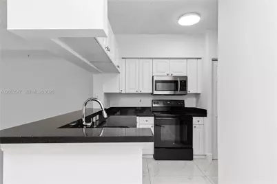 17100 N Bay Rd #1210, Sunny Isles Beach, FL 33160 - Photo 5